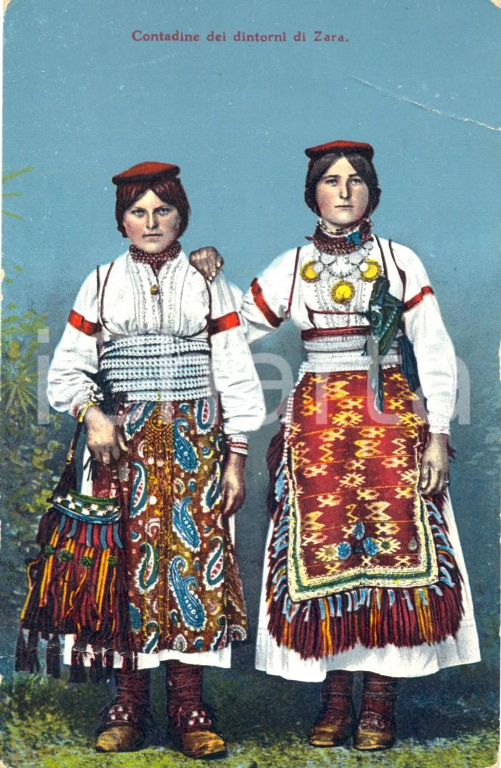 Cartolina originale da collezione 1919 ZARA (CROAZIA) COSTUMI Contadine negli abiti tradizionali *Cartolina FP VG 1