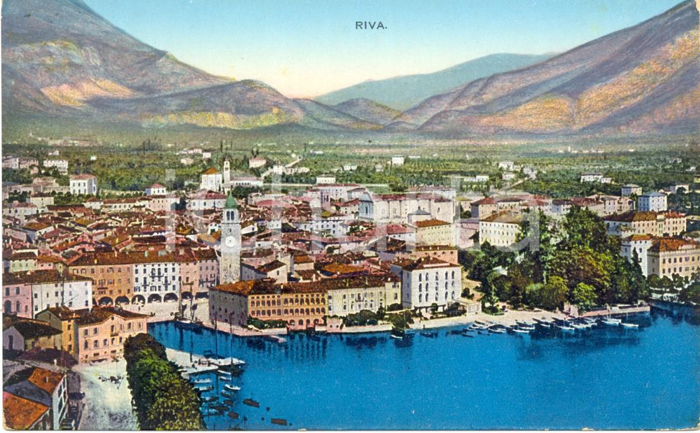 Cartolina originale da collezione 1930 ca RIVA DEL GARDA (TN) Veduta panoramica con scorcio lago *Cartolina FP NV 1