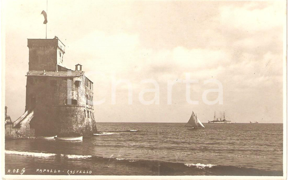 Cartolina originale da collezione 1920 RAPALLO GE Antico Castello e Incrociatore VICTORIA LOUISE Cartolina FP NV 1
