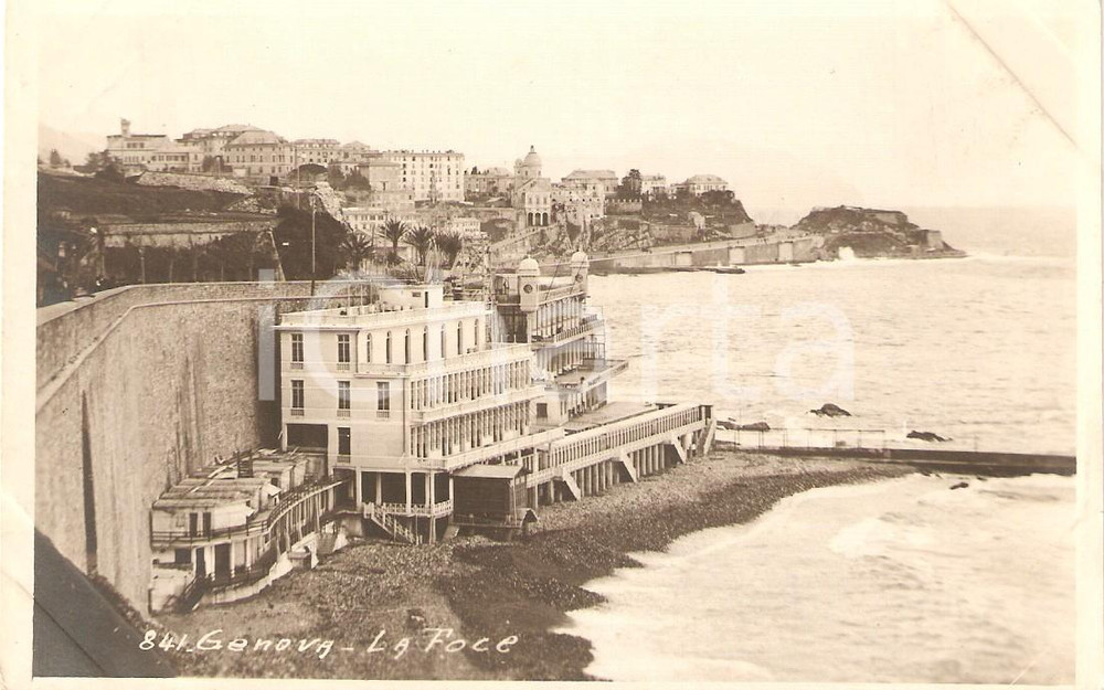 Cartolina originale da collezione 1940 ca GENOVA FOCE Panorama del quartiere sul mare *Cartolina FP NV 1