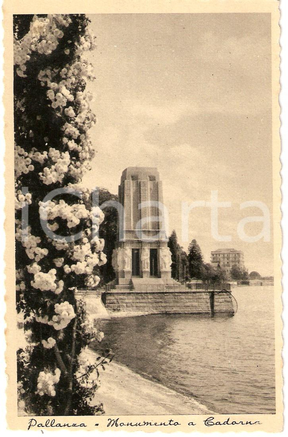 Cartolina originale da collezione 1940 ca VERBANIA PALLANZA Monumento al Generale Luigi CADORNA *Cartolina FP NV 1