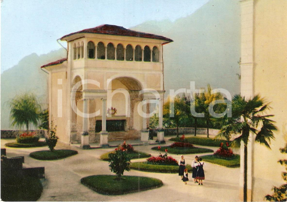 Cartolina originale da collezione 1956 VARALLO SESIA VC Piazza dei Tribunali SACRO MONTE Cartolina FG NV 1