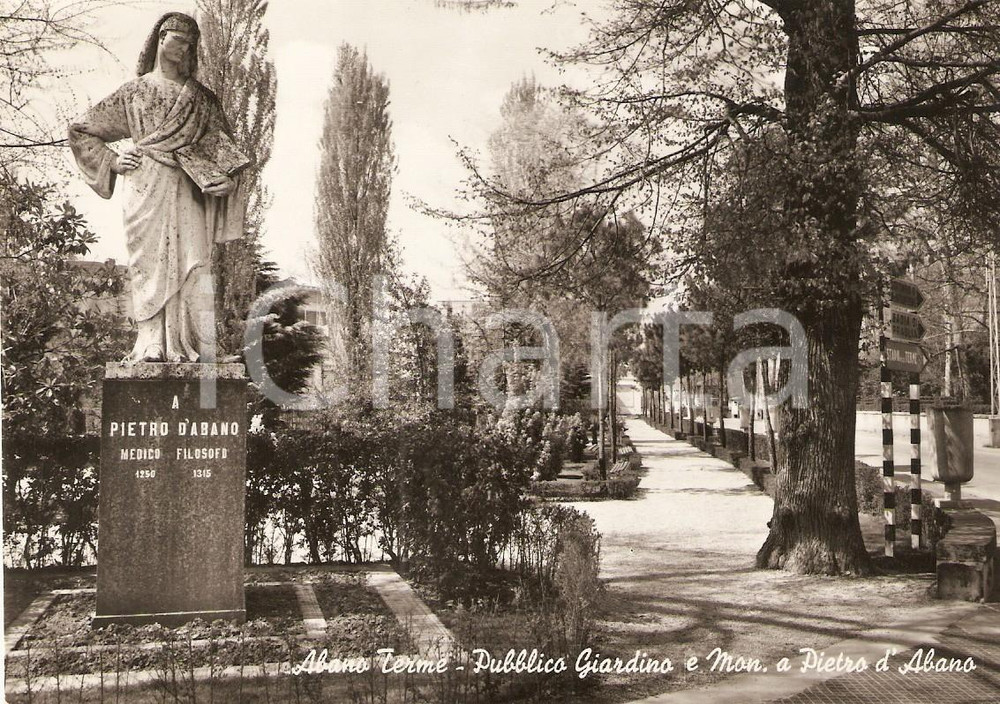 Cartolina originale da collezione 1955 ca ABANO TERME PD Monumento a PIETRO D ABANO ai giardini Cartolina FG 1