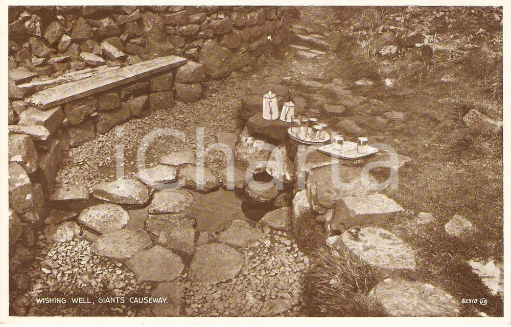 Cartolina originale da collezione 1915 ca BUSHMILLS NORTHERN IRELAND Wishing well GIANT S CAUSEWAY Cartolina FP 1