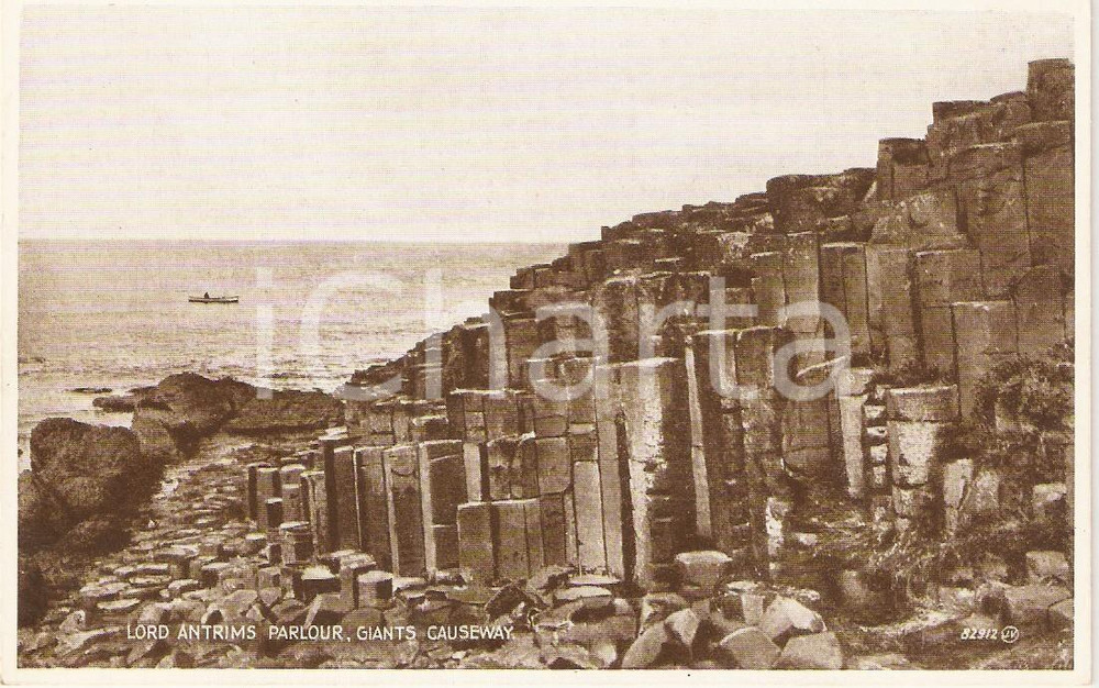 Cartolina originale da collezione 1915 ca BUSHMILLS NORTHERN IRELAND Lord Antrim s parlour GIANT S CAUSEWAY FP 1