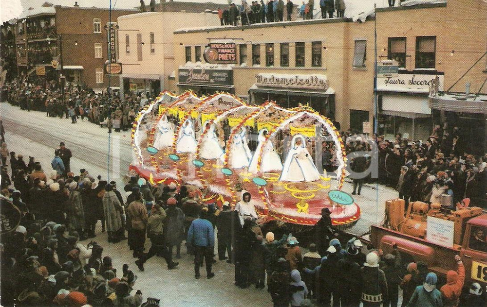 Cartolina originale da collezione 1960 ca QUEBEC (CANADA) Parade at the WINTER CARNIVAL *Cartolina FP NV 1