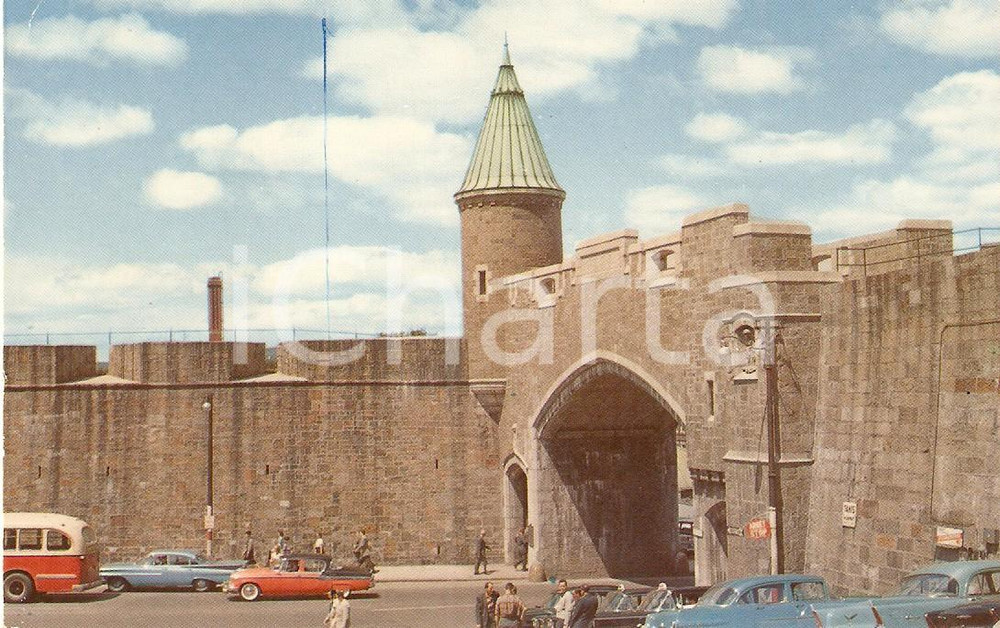 Cartolina originale da collezione 1960 ca QUEBEC CANADA Panorama ST. JOHN GATE Cartolina ANIMATA FP NV 1
