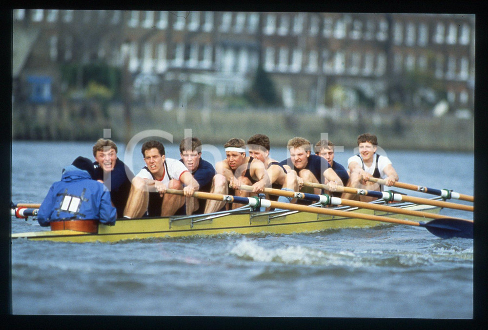35mm vintage slide* 1985 LONDON THE BOAT RACE Oxford Crew training on the Thames