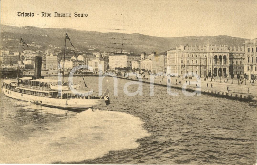 Cartolina originale da collezione 1923 TRIESTE Nave si avvicina a Riva Nazario SAURO Cartolina ANIMATA FP VG 1