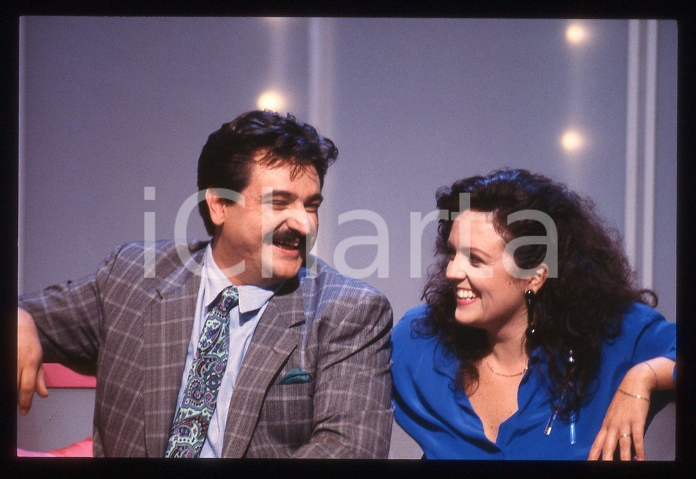 35mm vintage slide* 1990 ca CANALE 5 TRA MOGLIE E MARITO VIP Sergio VASTANO (7)