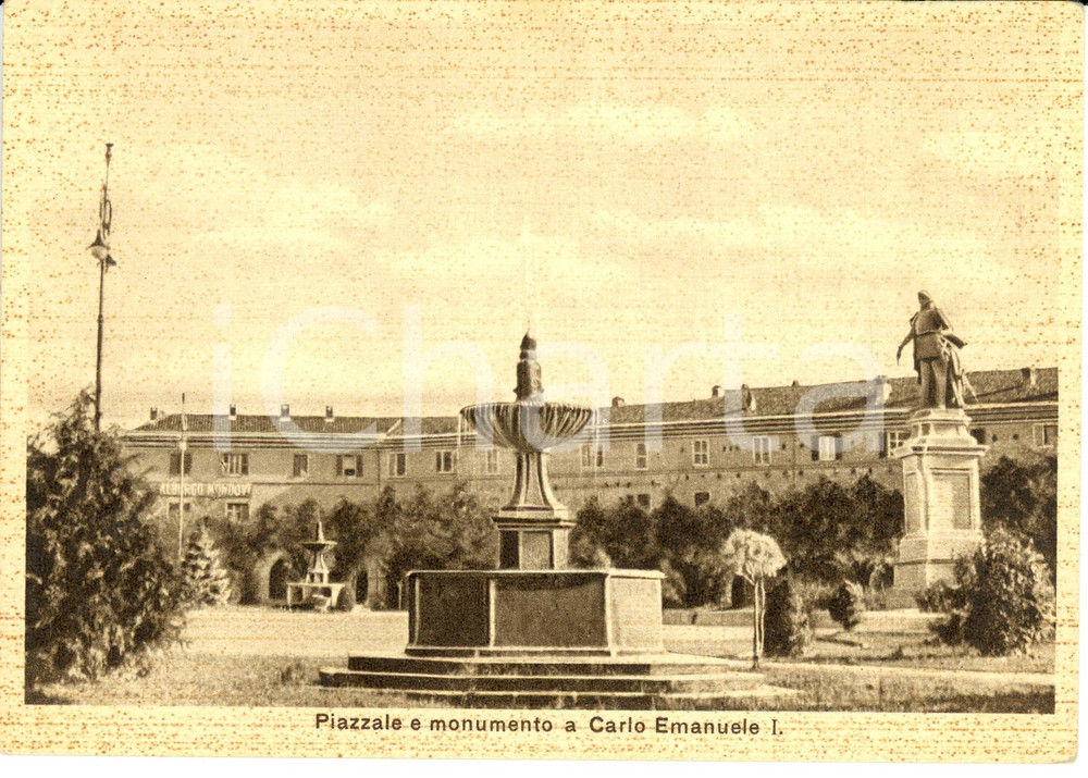 Cartolina originale da collezione 1950 ca MONDOVI' (CN) Piazzale e monumento a Carlo Emanuele I *Cartolina FG NV 1