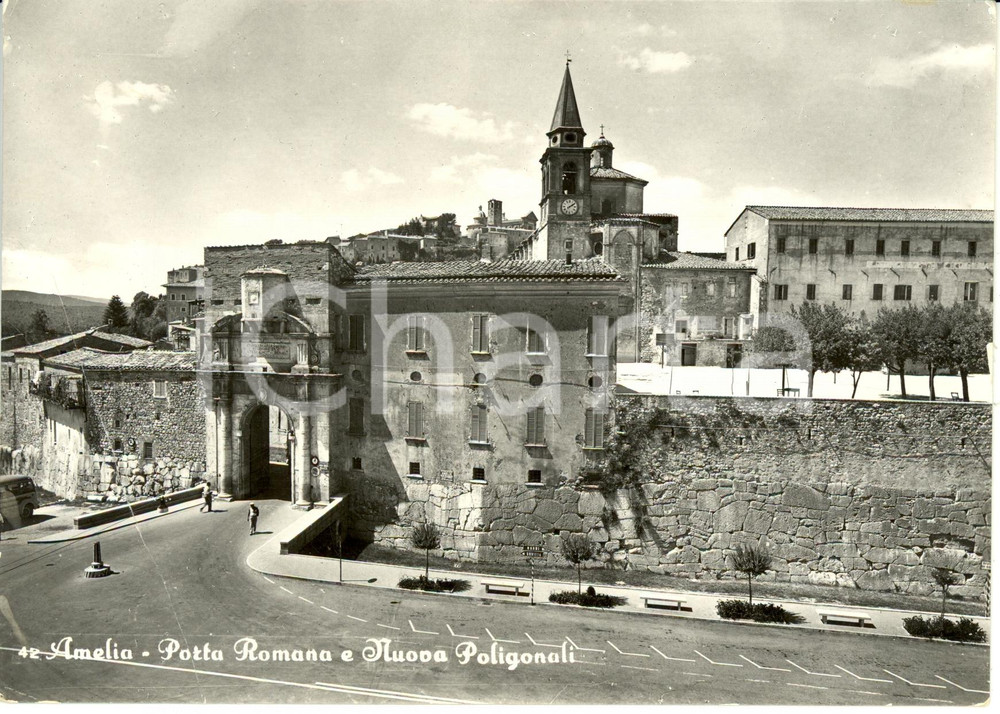 Cartolina originale da collezione 1965 AMELIA (TR) Porta Romana e nuova Poligonali *Cartolina DANNEGGIATA FG VG 1