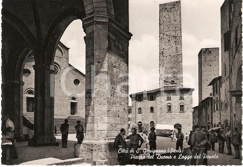 Cartolina originale da collezione 1955 ca SAN GIMIGNANO (SI) Piazza del Duomo LOGGE DEL POPOLO *Animata FG NV 1