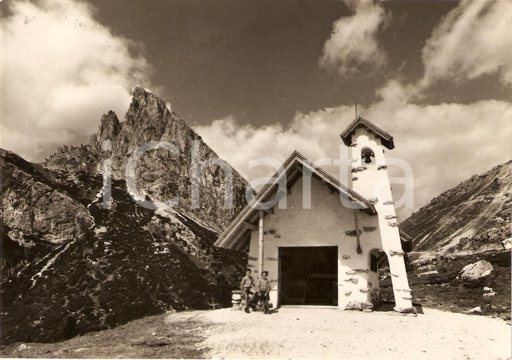 Cartolina originale da collezione 1956 BELLUNO Sasso di STRIA Chiesetta PASSO FALZAREGO con bambini Cartolina FG 1