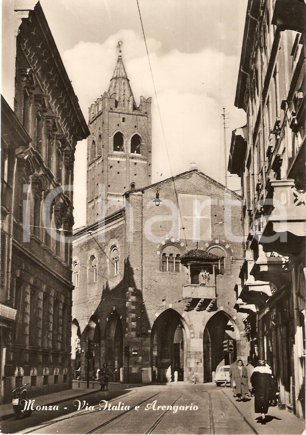 Cartolina originale da collezione 1967 MONZA Veduta via Italia e ARENGARIO Animata *Cartolina FG VG 1