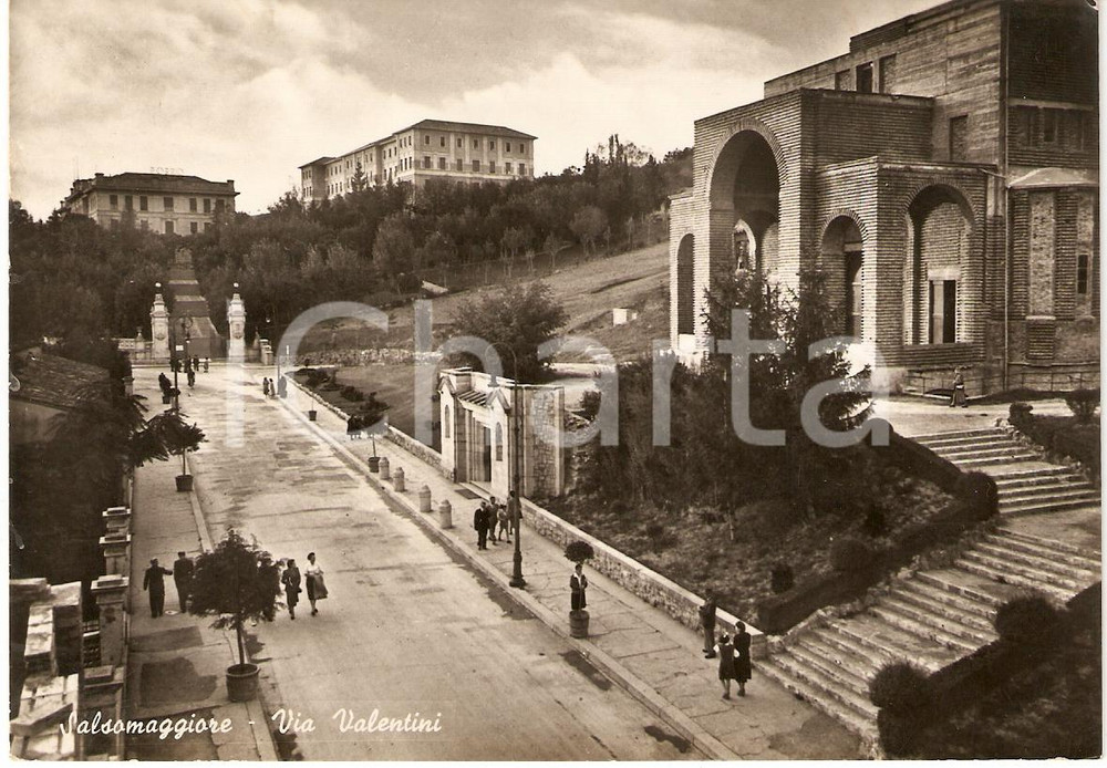Cartolina originale da collezione 1951 SALSOMAGGIORE TERME PR Animata VIA VALENTINI Cartolina FG VG 1