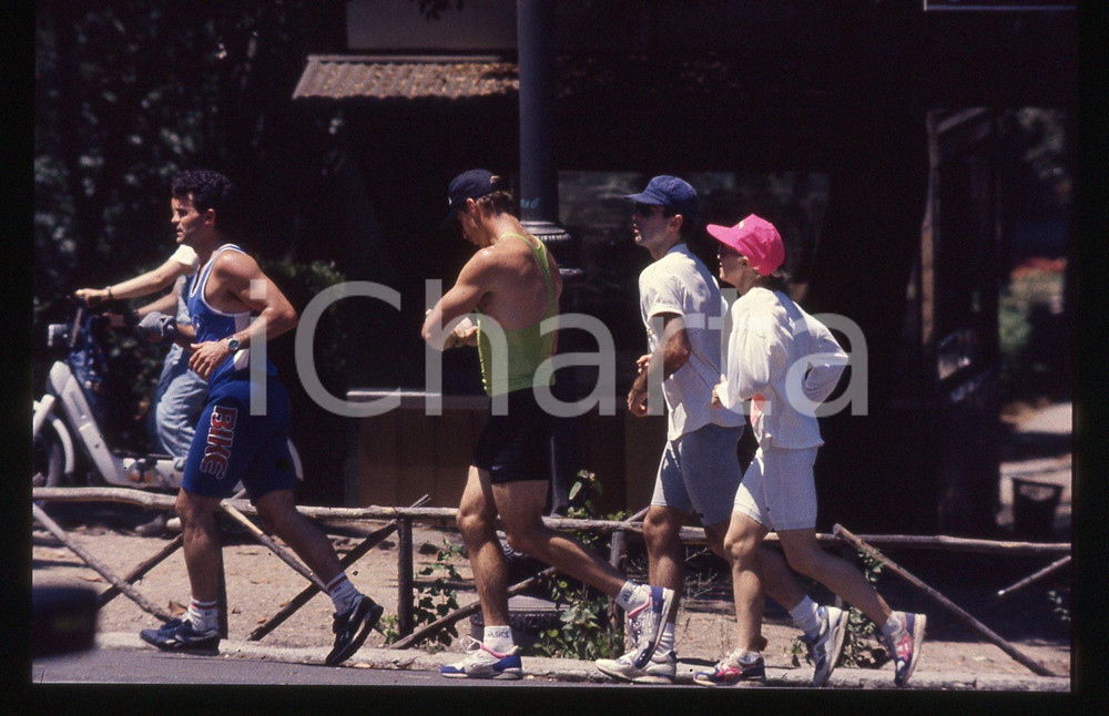 35mm vintage slide* 1990 ca ROMA MADONNA Louise Veronica CICCONE - Jogging 11 