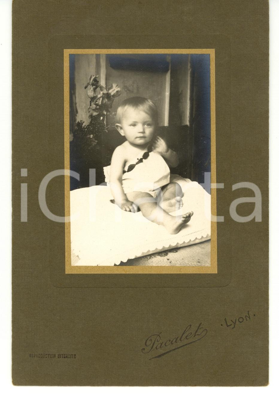 Fotografia d epoca originale 1919 LYON Maurice Henri DAIRE à un an Photographer François PACALET 1