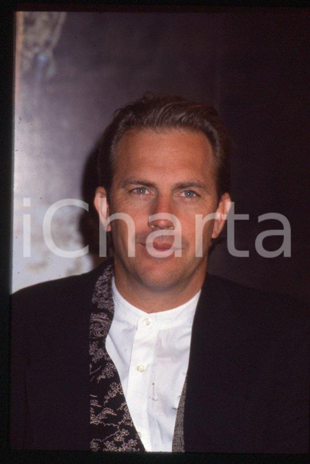 Fotografia d epoca originale Kevin COSTNER  ITALIA 1991 Presentazione Robin Hood 35 mm vintage slide 3 1