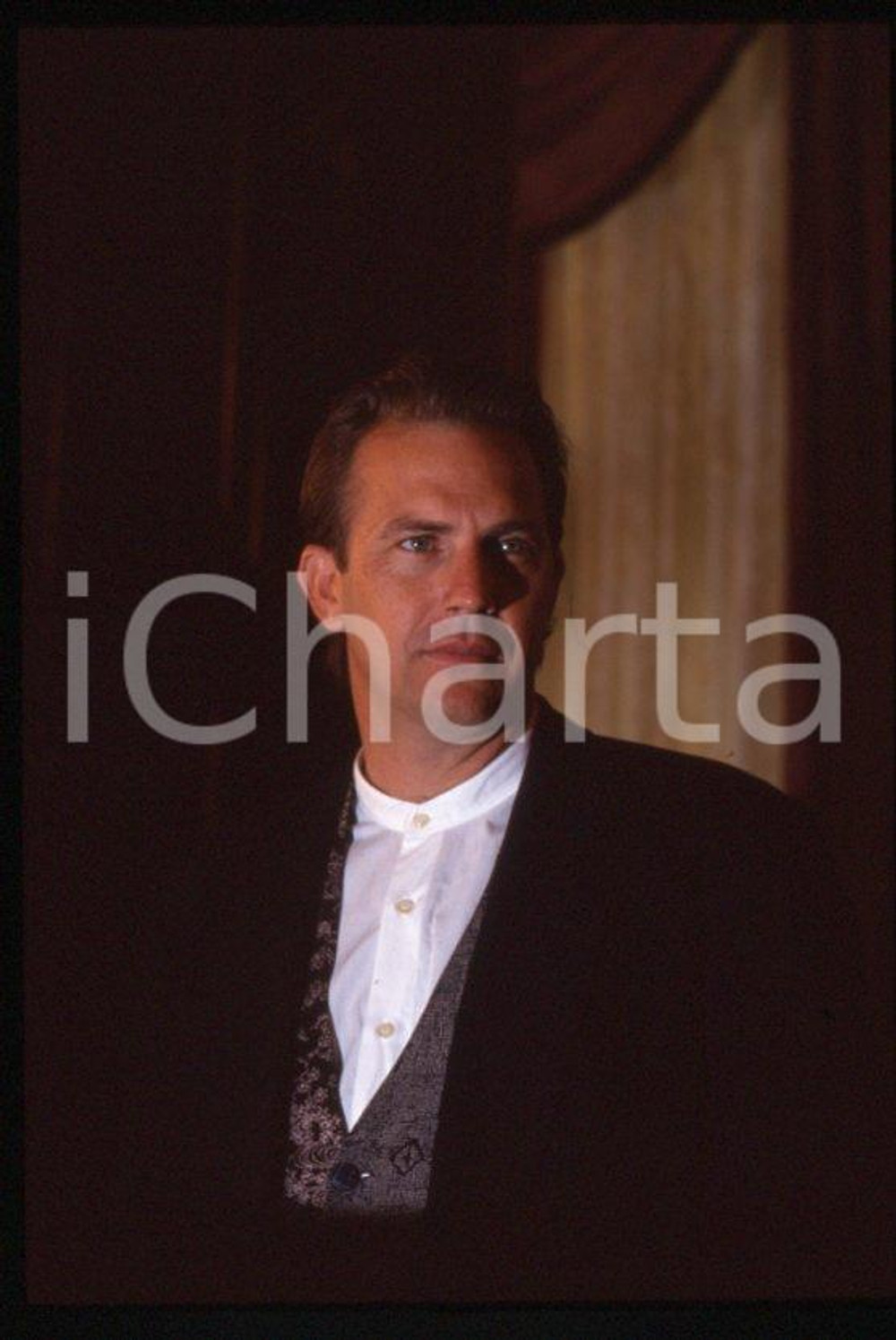 Fotografia d epoca originale Kevin COSTNER  ITALIA 1991 Presentazione Robin Hood 35 mm vintage slide 4 1