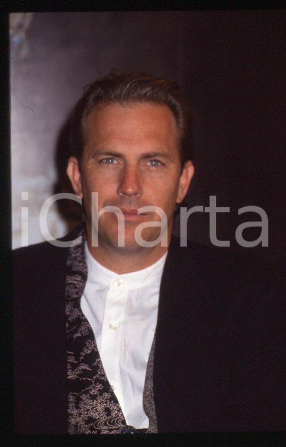 Fotografia d epoca originale Kevin COSTNER  ITALIA 1991 Presentazione Robin Hood 35 mm vintage slide 32 1