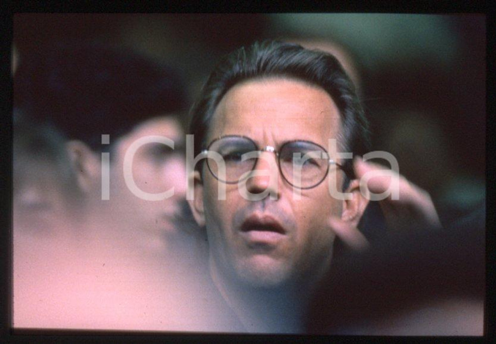 Fotografia d epoca originale Kevin COSTNER  MILANO 1993  Ritratto 35 mm vintage slide 2 1