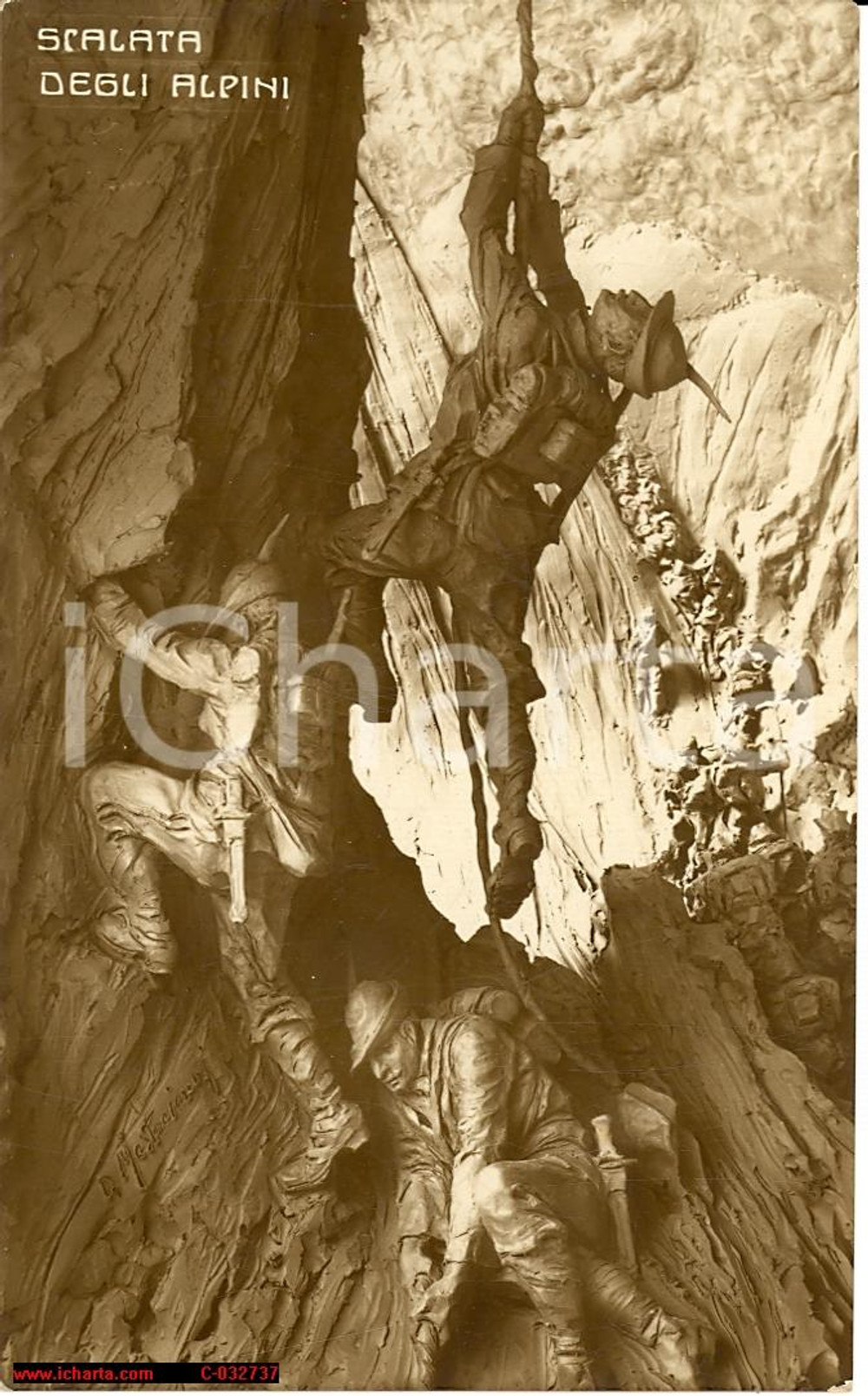Cartolina originale da collezione 1925 ca Domenico MASTROIANNI La scalata degli ALPINI *Cartolina postale FP NV 1