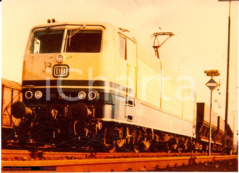 Fotografia d'epoca originale 1975 Deutsche Bahn locomotive 181 211-4 Real Photo 1