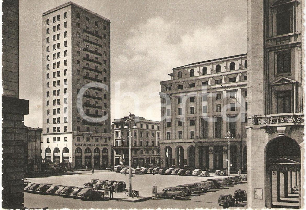 Cartolina originale da collezione 1956 PADOVA Piazza Insurrezione Sede Banca Nazionale del Lavoro *Cartolina FG VG 1