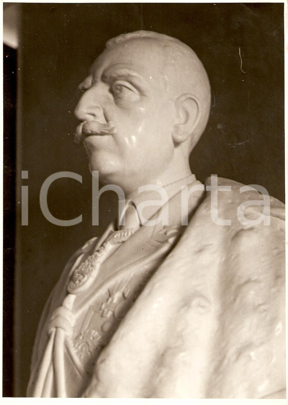 Fotografia d'epoca originale 1938 CERVO (IM) Il busto di VITTORIO EMANUELE III 1