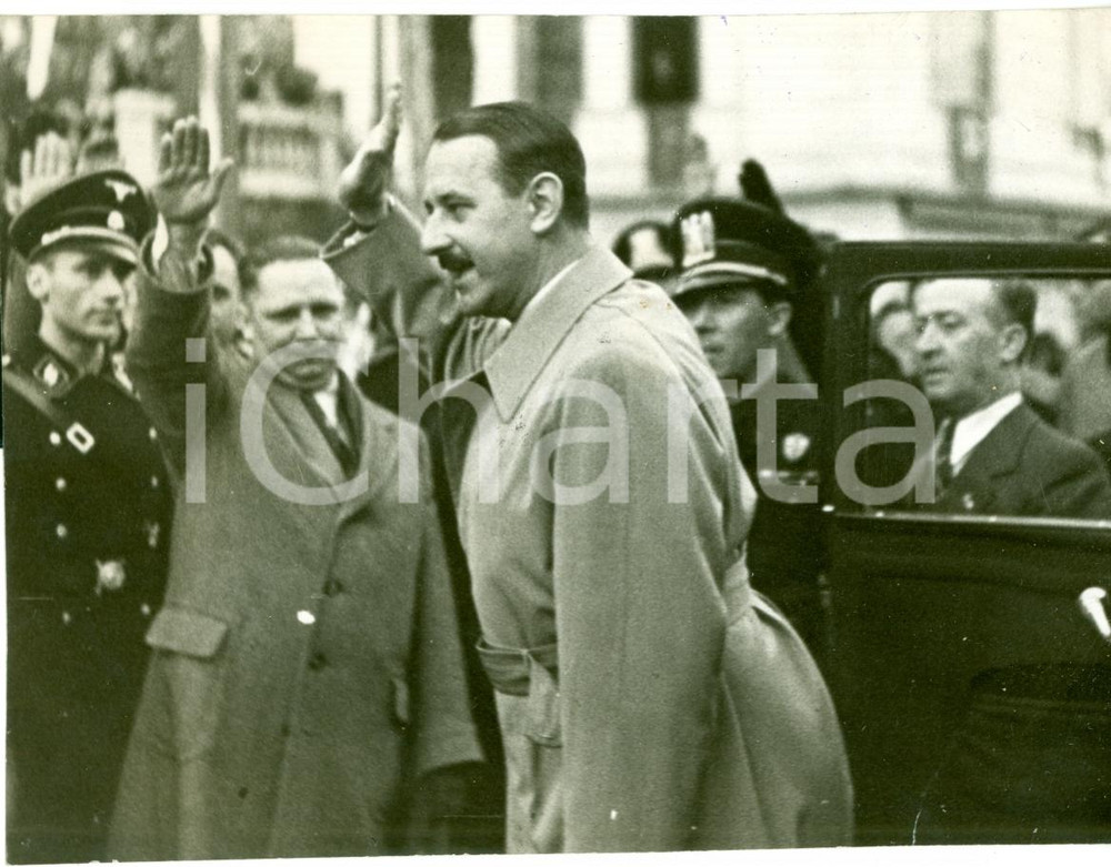 Fotografia d'epoca originale 1939 SANREMO (IM) Hermann ESSER ricevuto alla stazione 1
