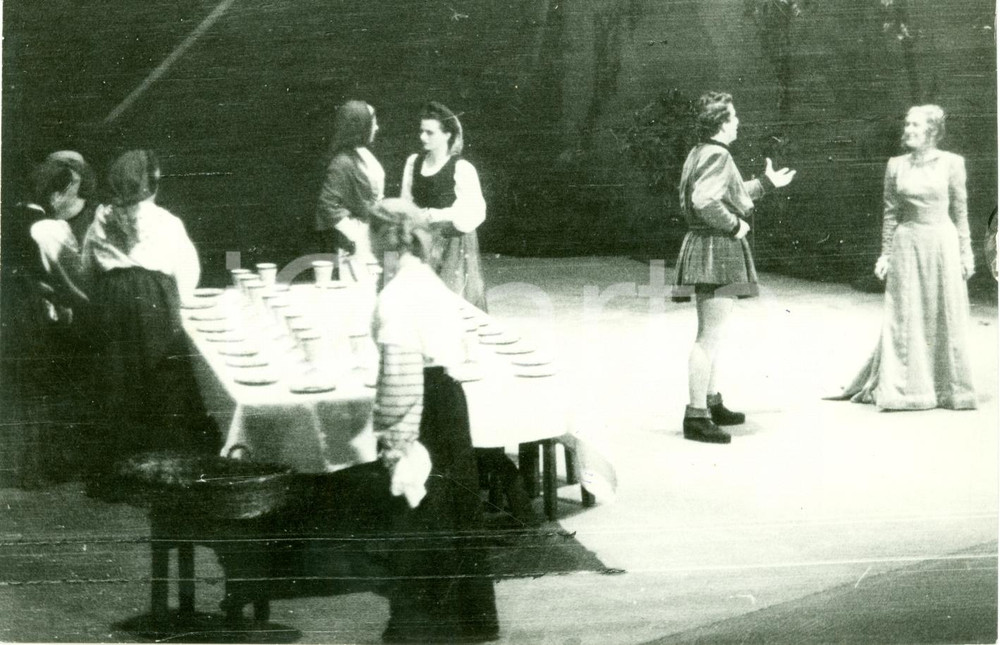 <center><span style="font-size: 16pt;"><span style="font-size: large;"><span style="font-size: 16pt;"><span style="font-size: large;"><span 1