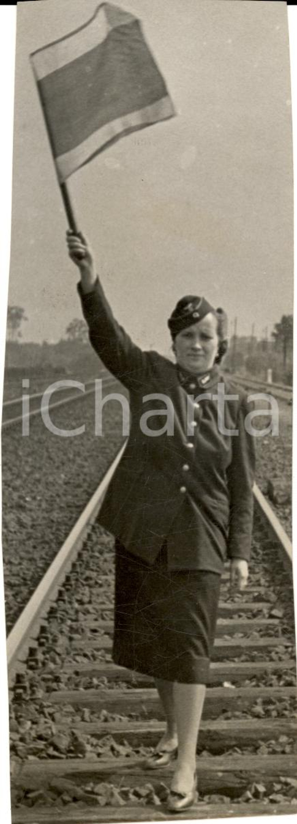 Fotografia d epoca originale 1942 WW2 Una cantoniera tedesca militarizzata FOTOGRAFIA 1