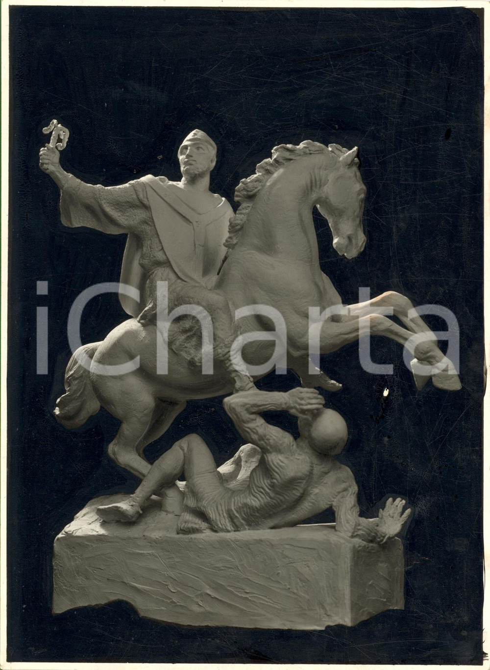 Fotografia d epoca originale 1942 PARABIAGO MI Statua S. AMBROGIO alla battaglia 1