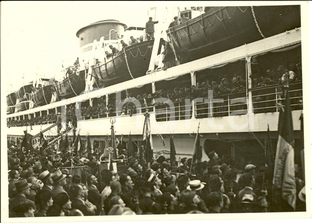 Fotografia d epoca originale 1935 GENOVA Partenza soldati italiani per AFRICA ORIENTALE Fotografia 1