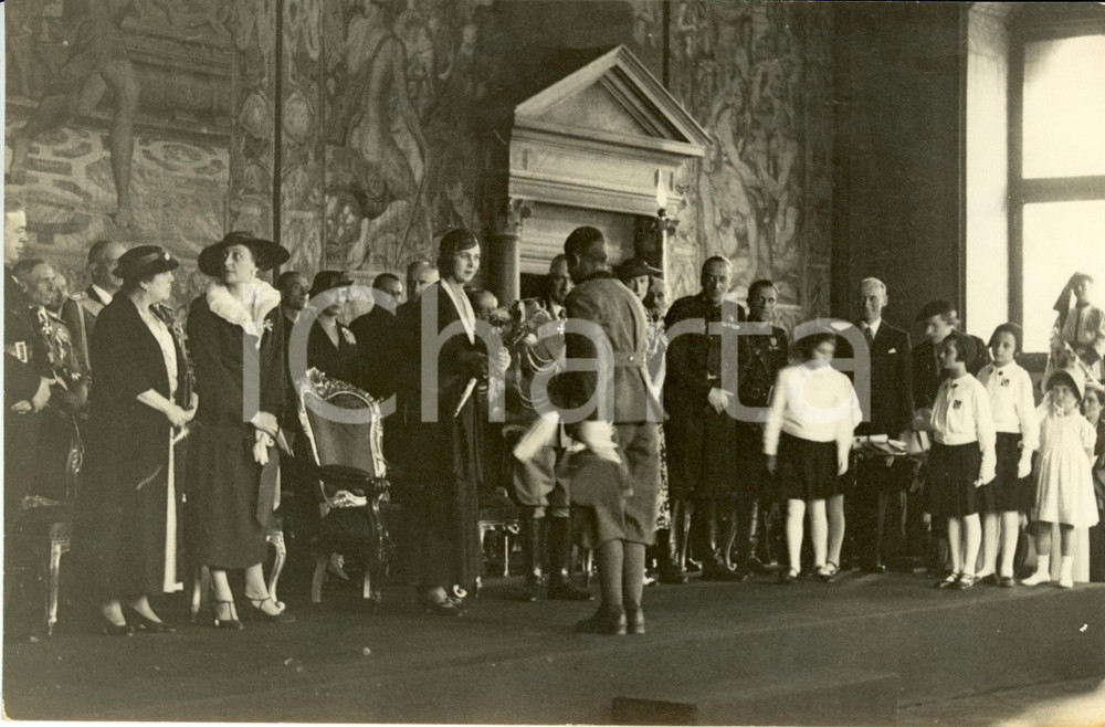 Fotografia d epoca originale 1935 FIRENZE Principessa MARIA JOSE premia soldati guarnigione Fotografia 1