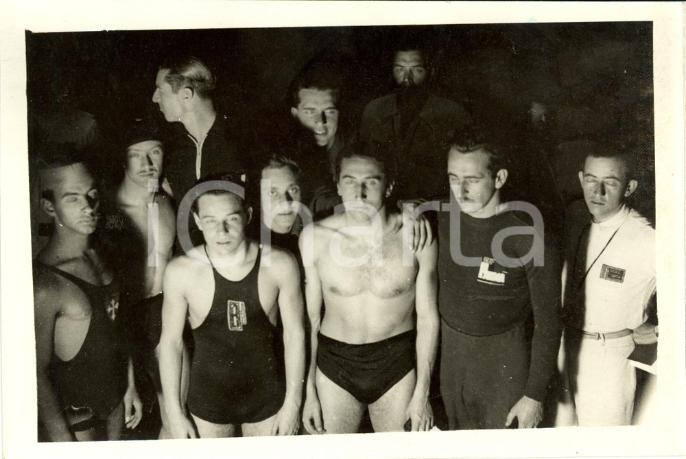 Fotografia d epoca originale 1936 NAPOLI Filippo D ERRICO vincitore LITTORIALI nuoto Fotografia 1
