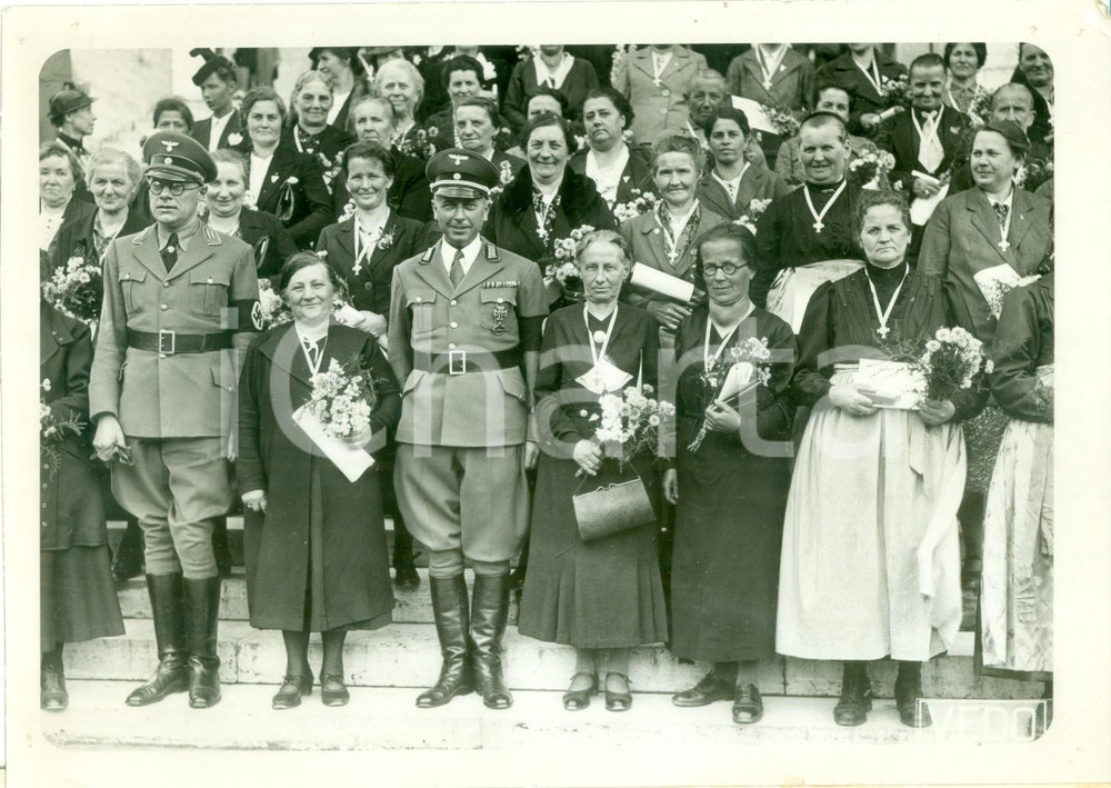 Fotografia d epoca originale 1939 ROMA Madri prolifiche tedesche premiate alla CittÃ  Universitaria FOTO 1