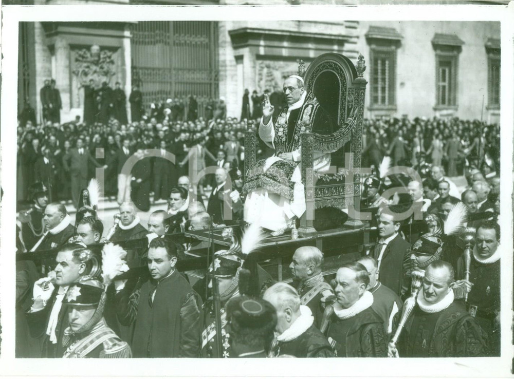 Fotografia d epoca originale 1939 ROMA Papa PIO XII in sedia gestatoria verso SAN GIOVANNI IN LATERANO Foto 1