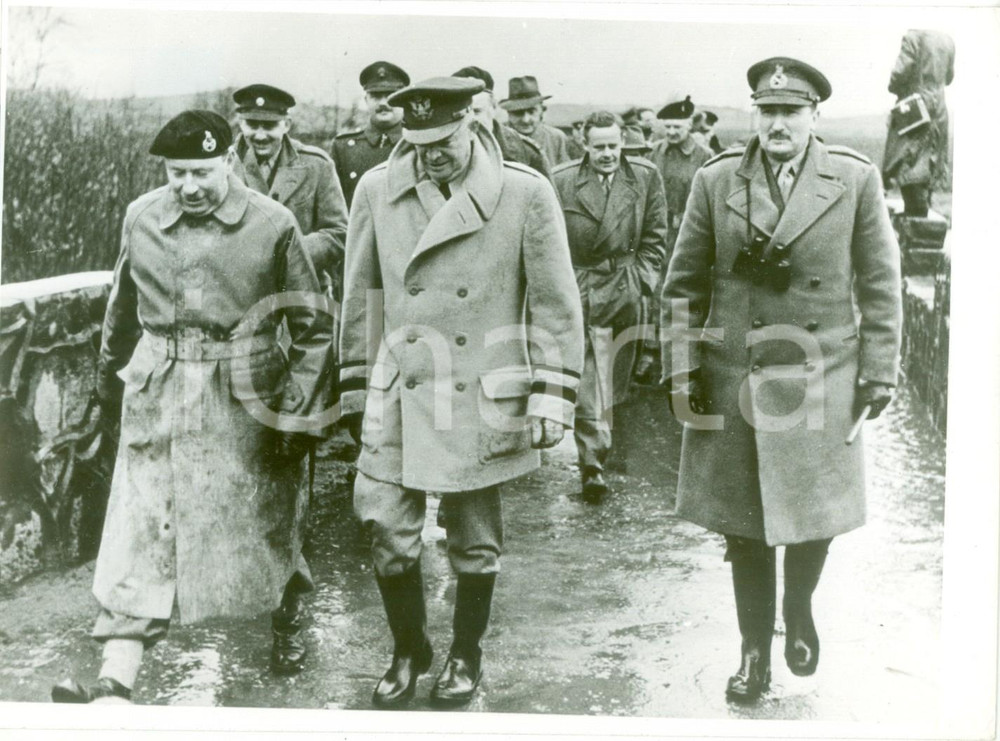Fotografia d epoca originale 1951 BUNDESREPUBLIK Dwight EISENHOWER visita divisioni corazzate britanniche 1