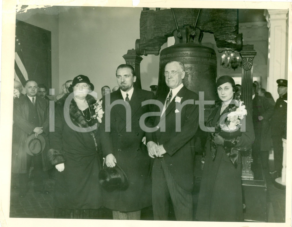 Fotografia d epoca originale 1931 PHILADELPHIA USA Dino GRANDI Harry MACKEY alla Liberty Bell DANNEGGIATA 1