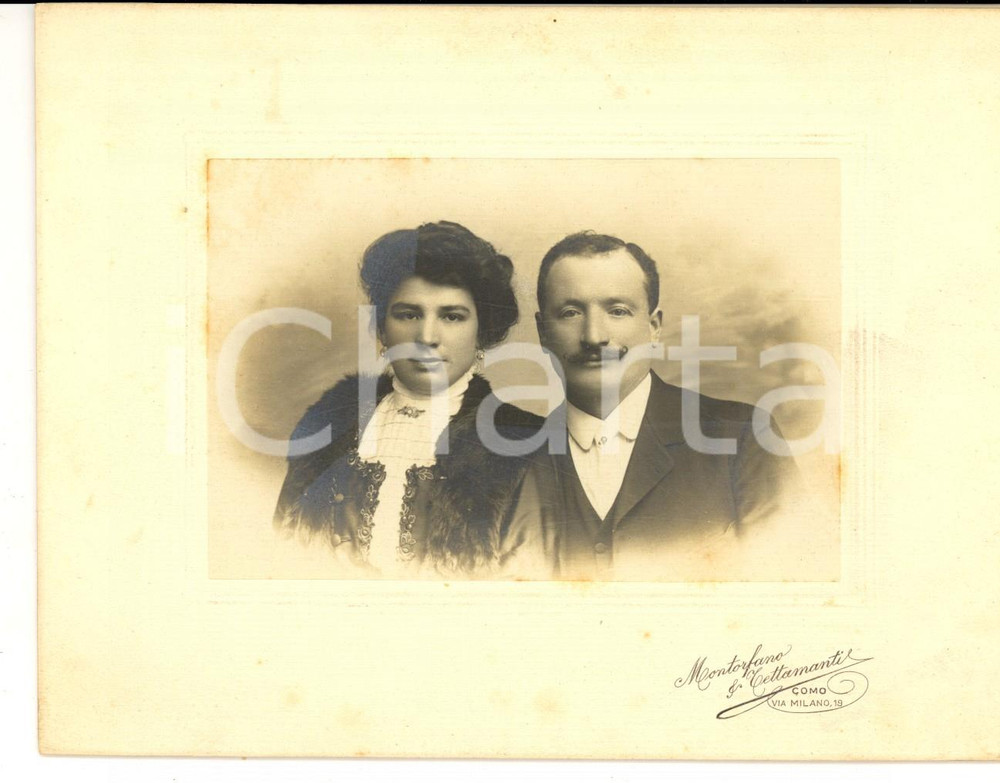 Fotografia d epoca originale 1900 ca COMO Ritratto di due coniugi Fotografia MONTORFANO & TETTAMANTI 1