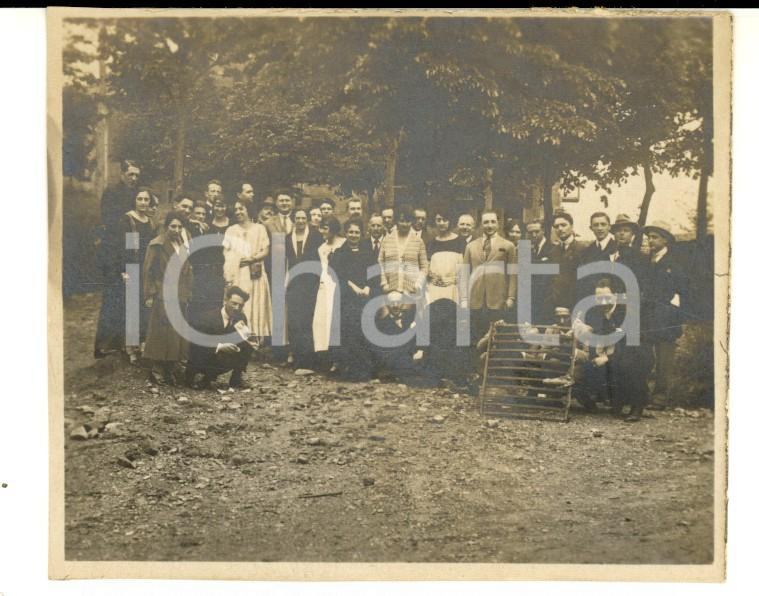 Fotografia d epoca originale 1923 SAN MAURIZIO D OPAGLIO NO Gruppo di impiegati in gita Foto VINTAGE 9x7 1