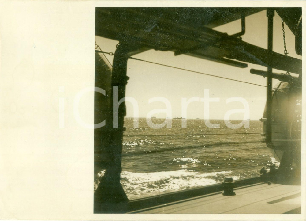 Fotografia d epoca originale 1942 GUERRA NAVALE WW2 Cacciatorpediniere italiana scorta un convoglio FOTO 1