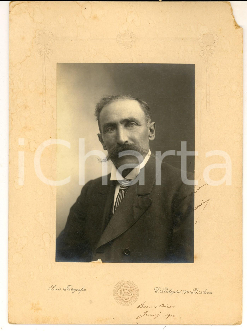 Fotografia d epoca originale 1910 ca BUENOS AIRES Ritratto maschile con cravatta a righe Fotografia PARIS 1