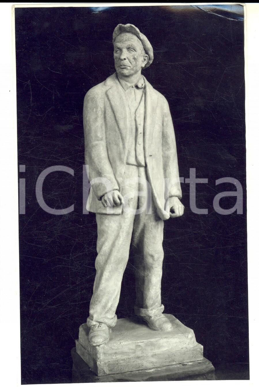 Fotografia d epoca originale 1936 VIAREGGIO Arte al Kursaal  Nicola ARRIGHINI Paralizzato Foto coeva quadro 1