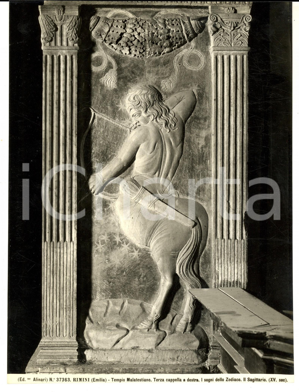Fotografia d epoca originale 1930 ca RIMINI Tempio MALATESTIANO Segni dello Zodiaco Sagittario Foto ALINARI 1