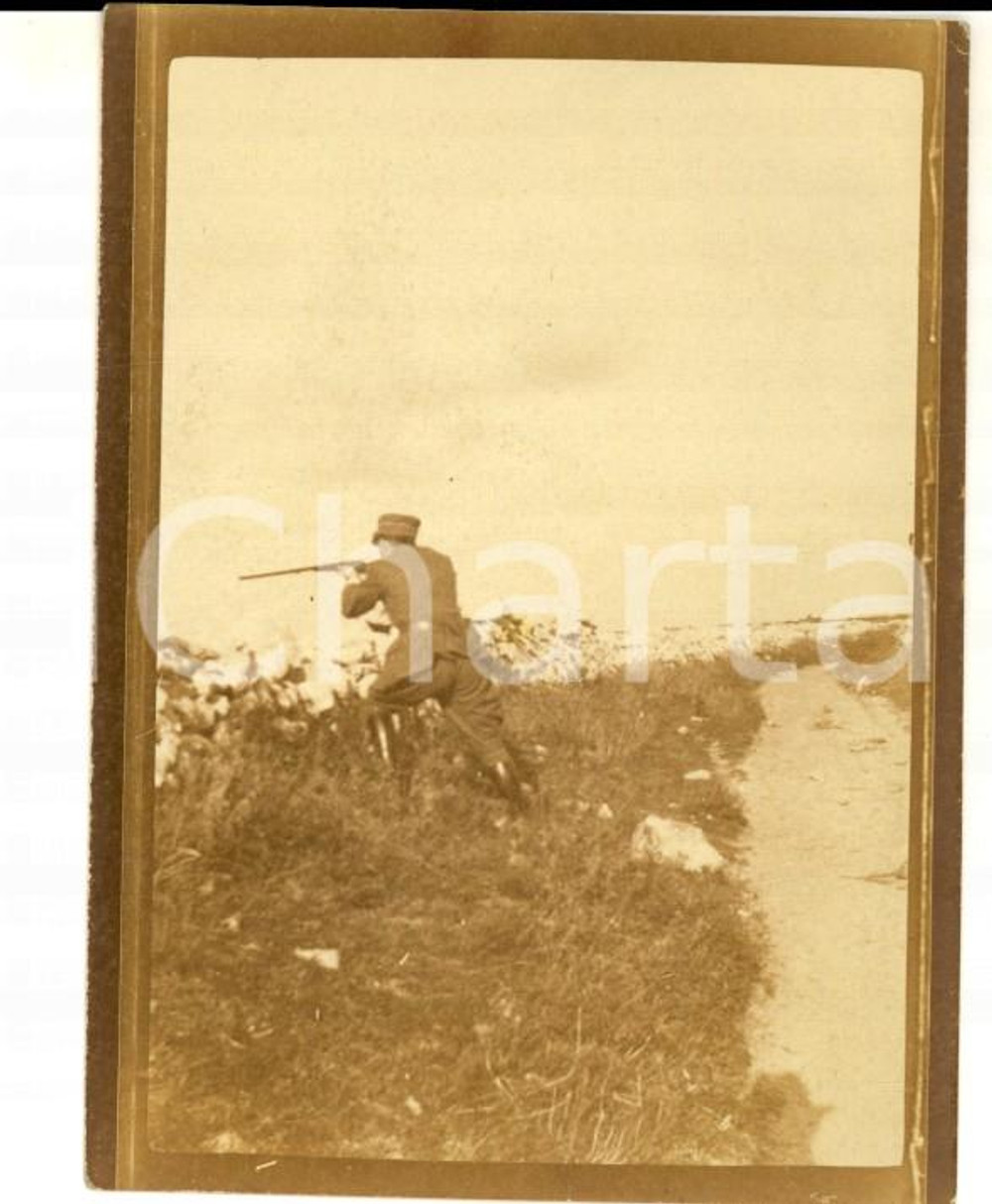 Fotografia d epoca originale 1930 ca AREA TOSCANA REGIO ESERCITO Ufficiale al tiro Foto 7x9 cm 1