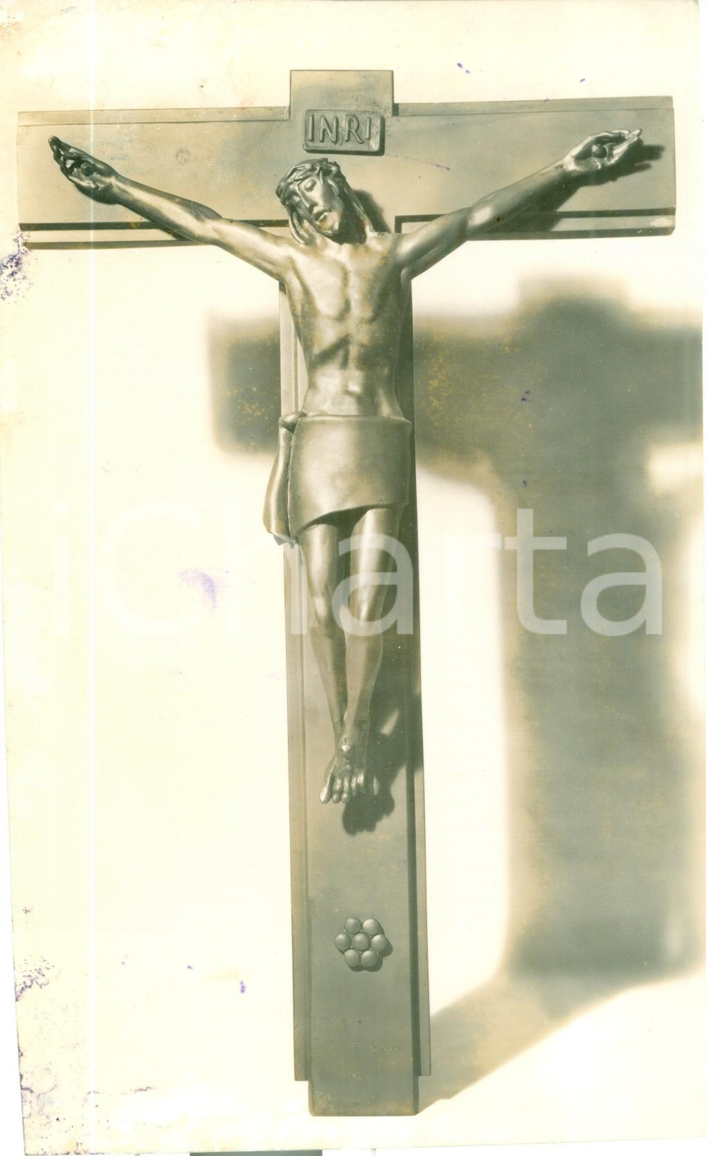 Fotografia d epoca originale 1933 MILANO CIMITERO MONUMENTALE crocifisso per Colombario MERONI Foto coeva 1