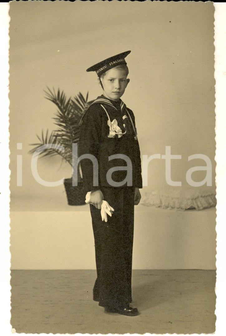 Fotografia d epoca originale 1940 ca MILANO ? Marinaretto GIOVENTU  ITALIANA DEL LITTORIO Foto cartolina 1